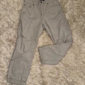 GRAY DENIM ANKLE CUT JEANS